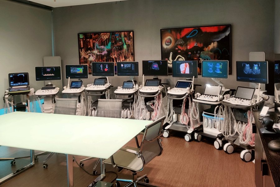 Выставочный зал медоборудования Samsung Medison в Москве