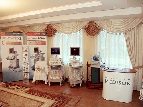 Экспозиция компании Medison на выставке оборудования для ультразвуковых исследований