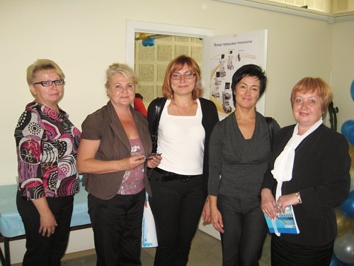 Фото на память - врачи УЗИ на конференции в Кировской ГМА, июнь 2010 г.